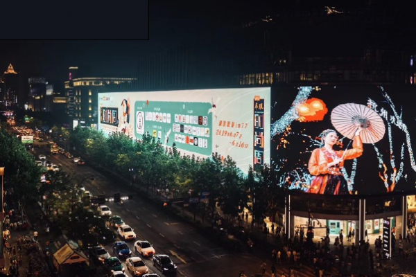 LED透明櫥窗屏，創(chuàng)造了零售門店最好的廣告